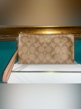 Coach Tan Signature Canvas Zip Wallet with Gold Logo